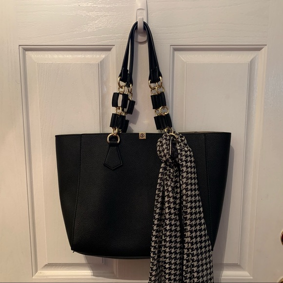 Black Pebbled Leather Shoulder Tote Bag - Picture 5 of 9